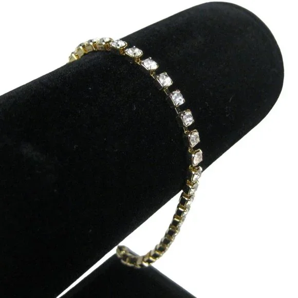 Goldtone Rhinestones Tennis Bracelet 7 In Jewelry Vintage STYLE Delicate - Picture 1 of 3